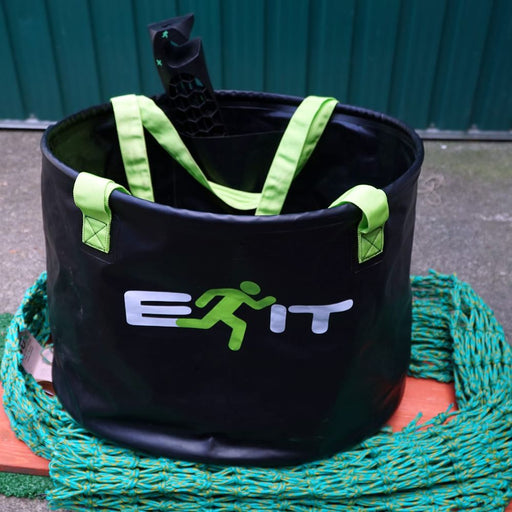 EXIT BUX Wetsuit Changing Bucket in use