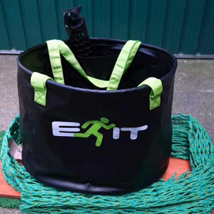EXIT BUX Wetsuit Changing Bucket in use