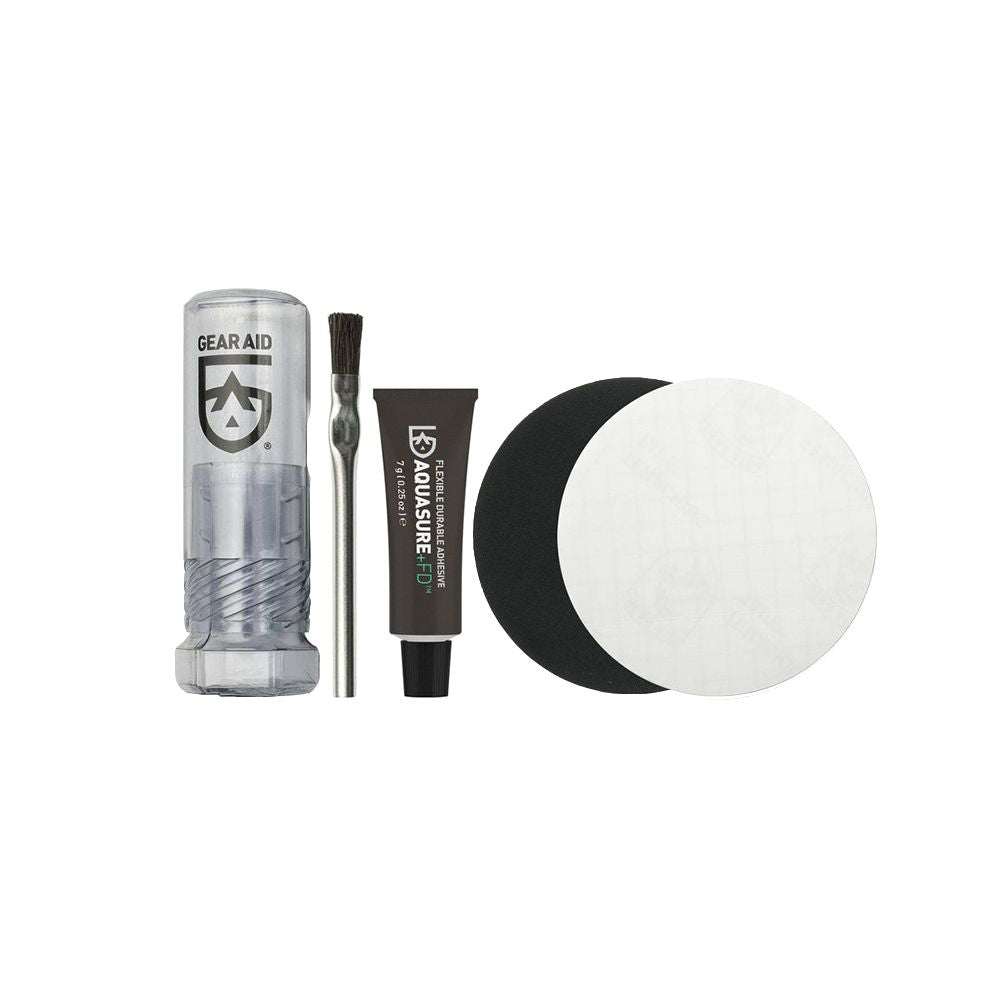 Gear Aid Aquaseal FD Repair Kit kit contents