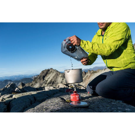 MSR 2L DromLite Bag in action on stove