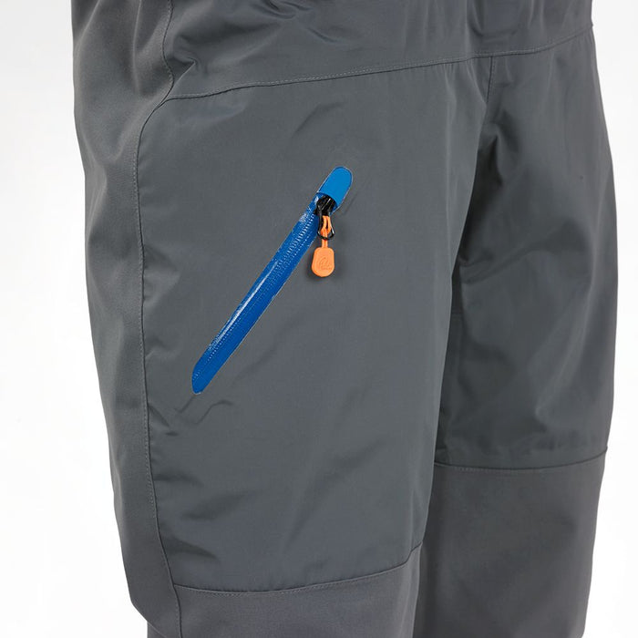 Palm Rogen Suit zoom on zip pocket